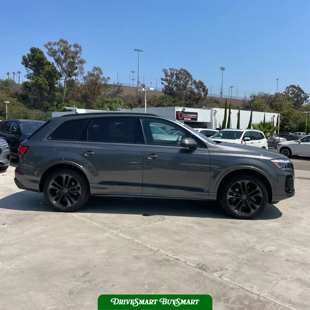 2025 Audi Q7 Premium Plus 55