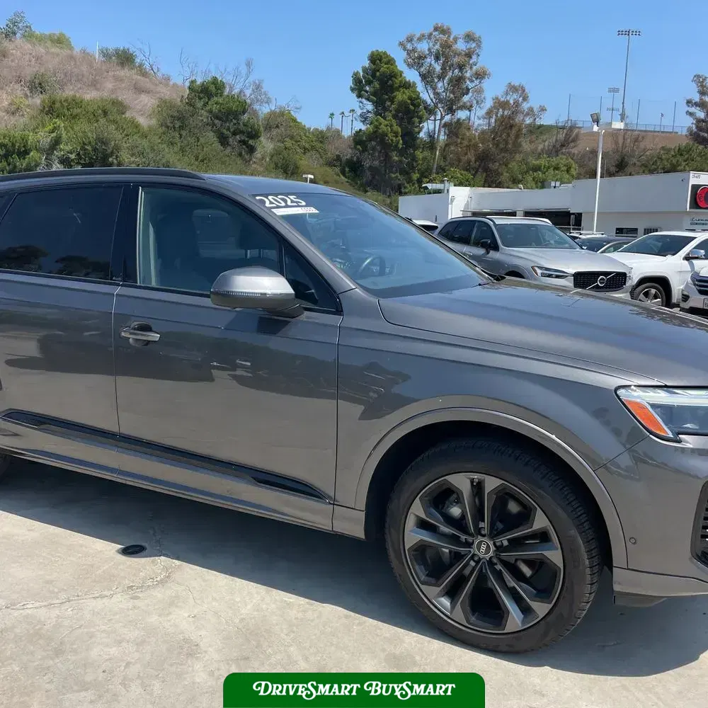 2025 Audi Q7 Premium Plus 55
