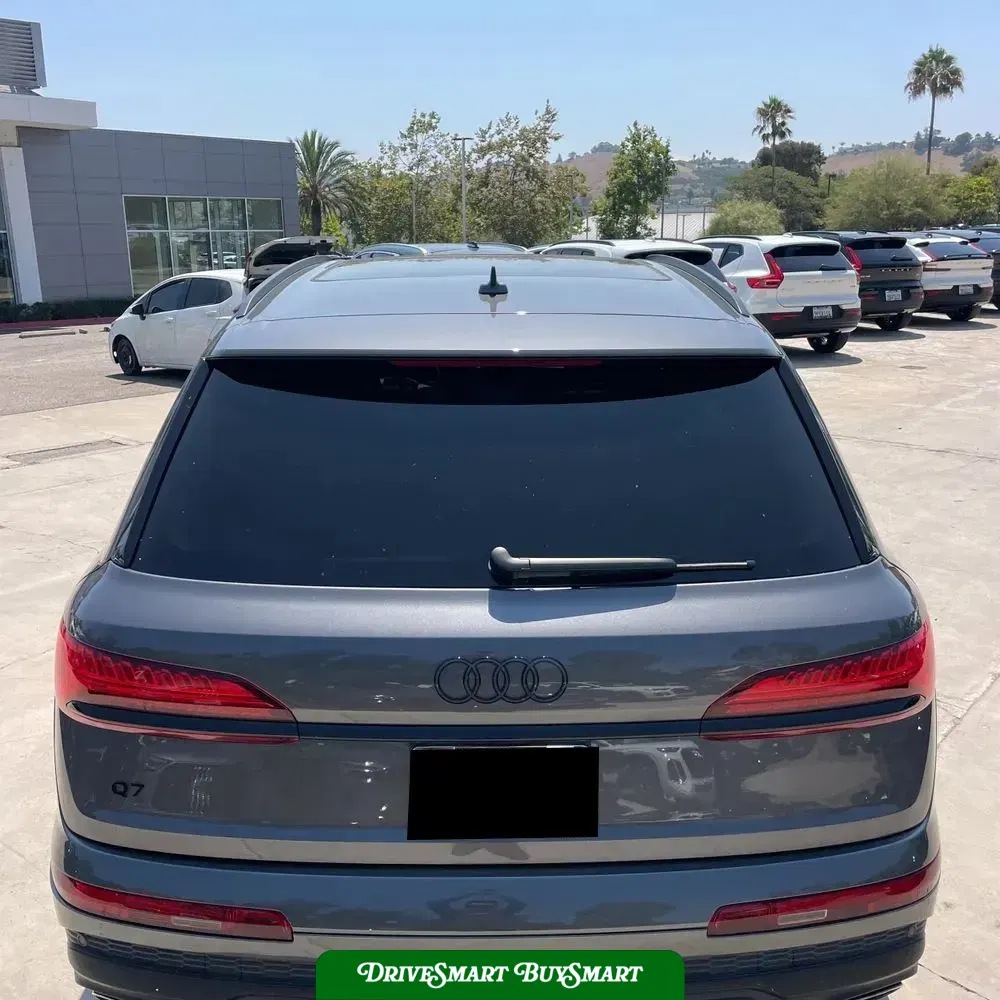 2025 Audi Q7 Premium Plus 55
