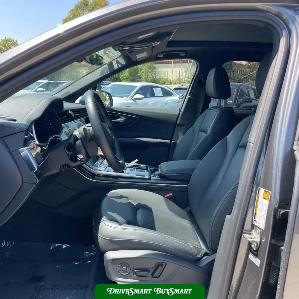 2025 Audi Q7 Premium Plus 55