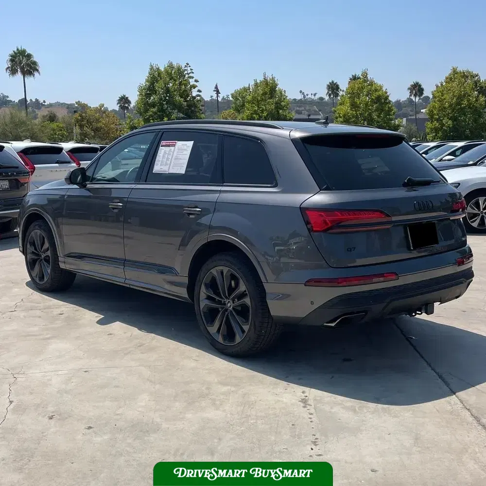 2025 Audi Q7 Premium Plus 55
