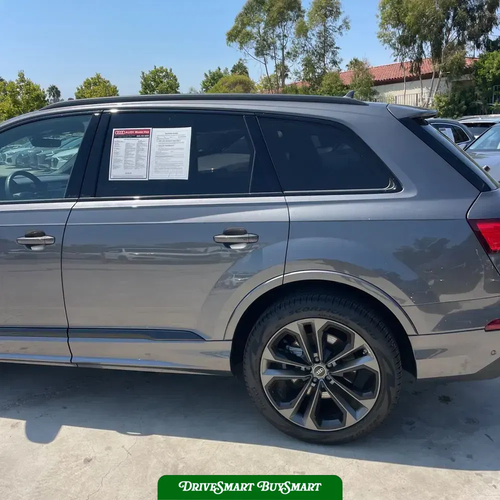 2025 Audi Q7 Premium Plus 55