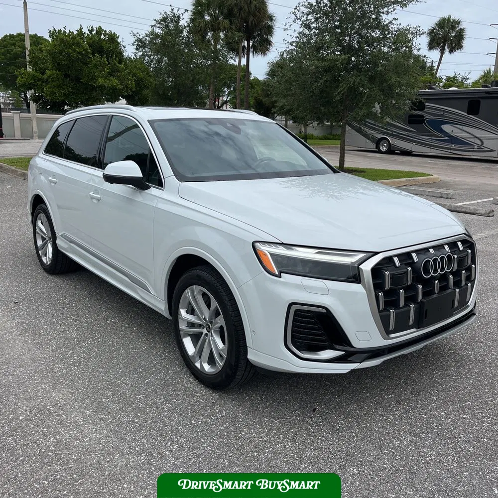 2025 Audi Q7 Premium Plus 55