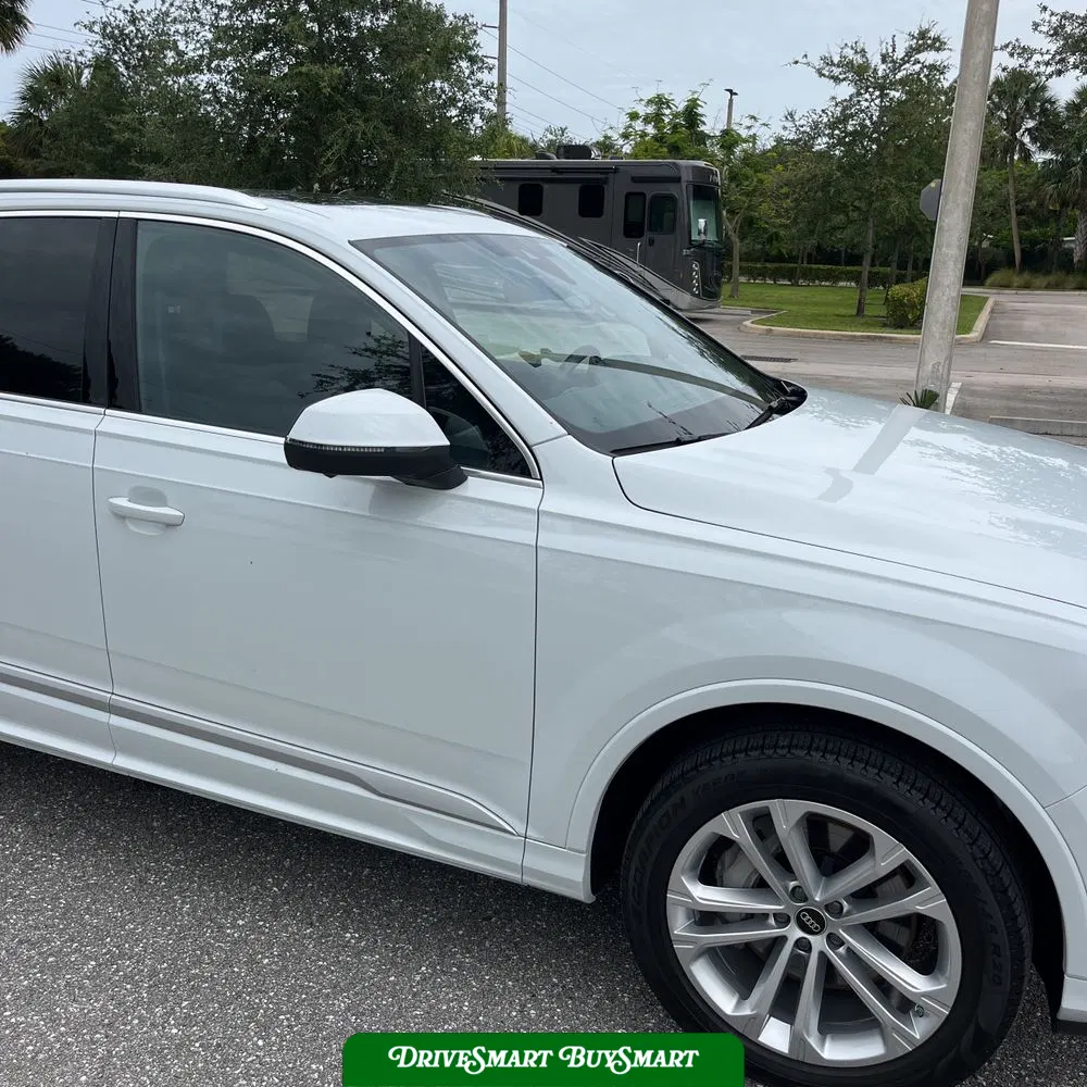 2025 Audi Q7 Premium Plus 55
