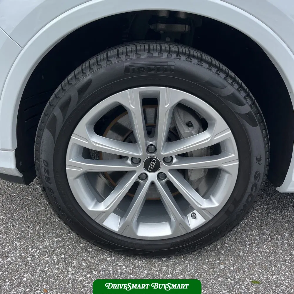 2025 Audi Q7 Premium Plus 55