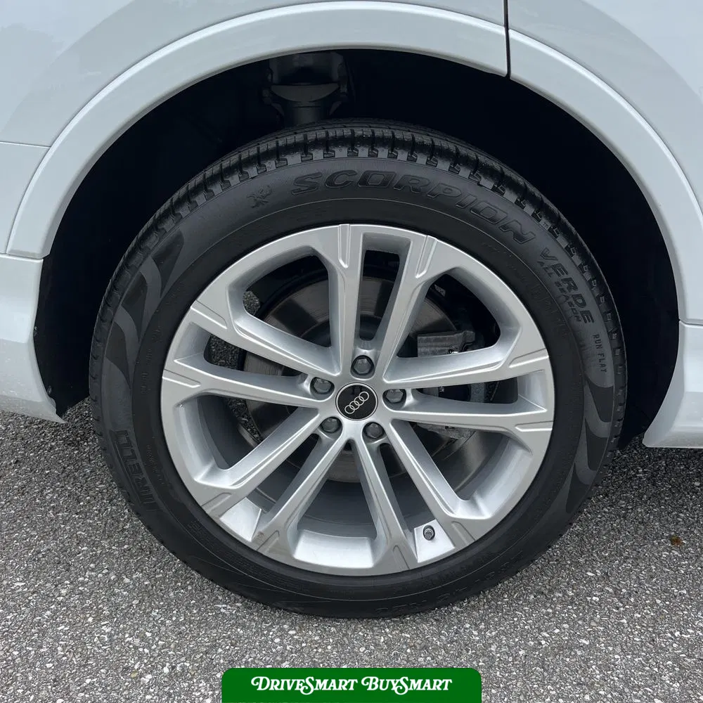 2025 Audi Q7 Premium Plus 55