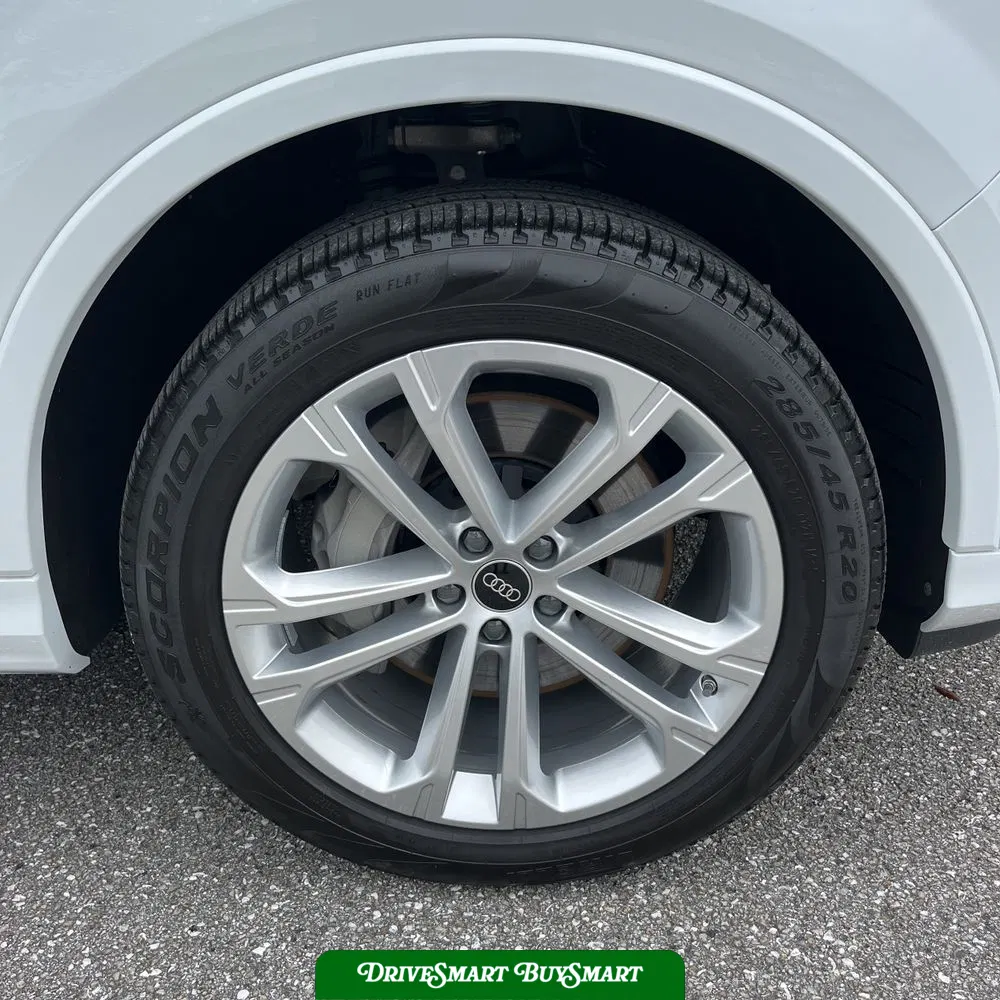 2025 Audi Q7 Premium Plus 55
