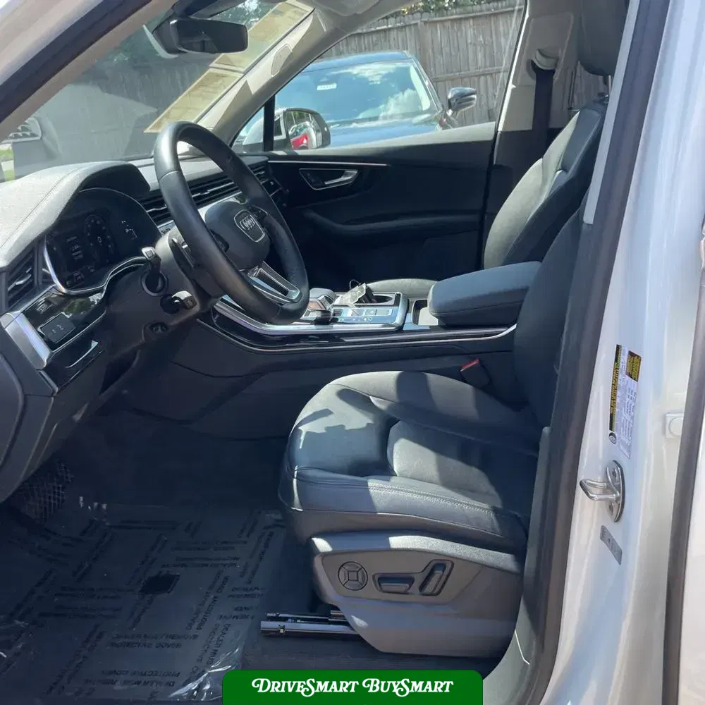 2024 Audi Q7 Premium Plus 55
