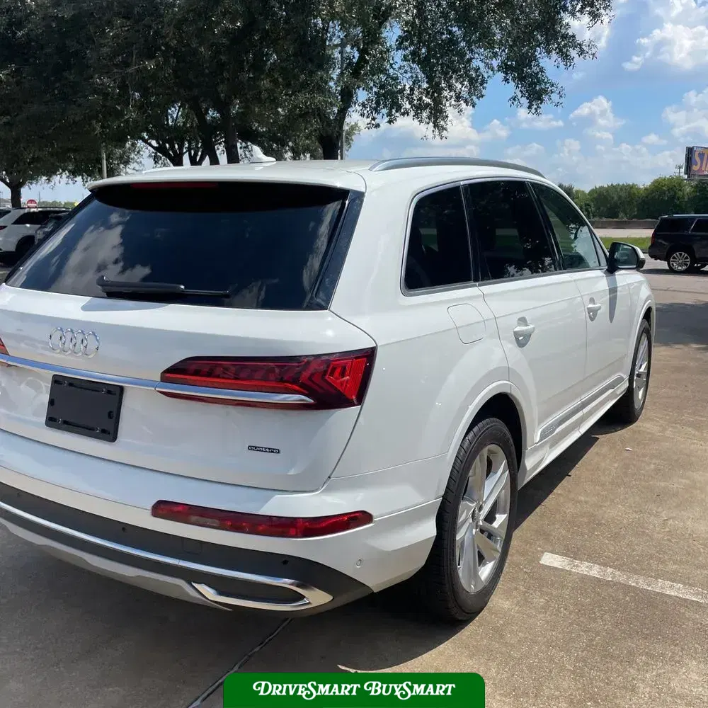 2024 Audi Q7 Premium Plus 55