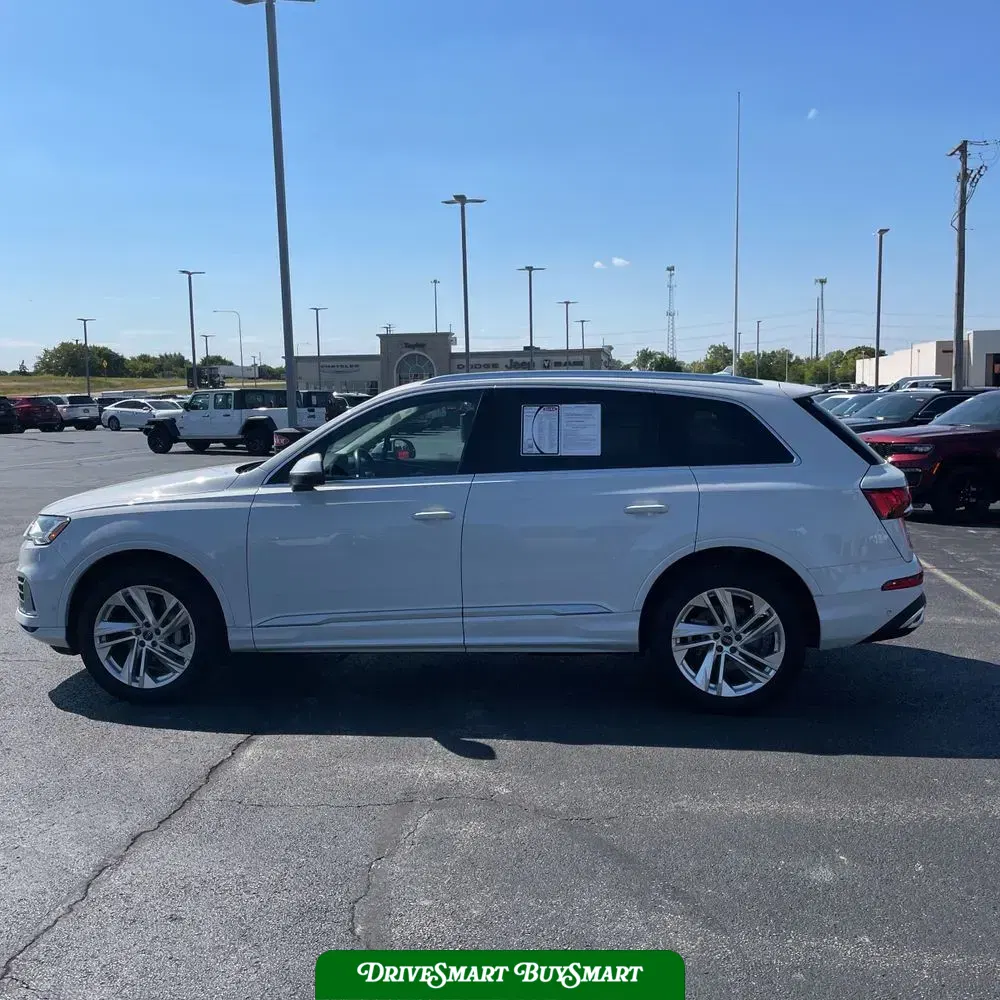 2024 Audi Q7 Premium Plus 55