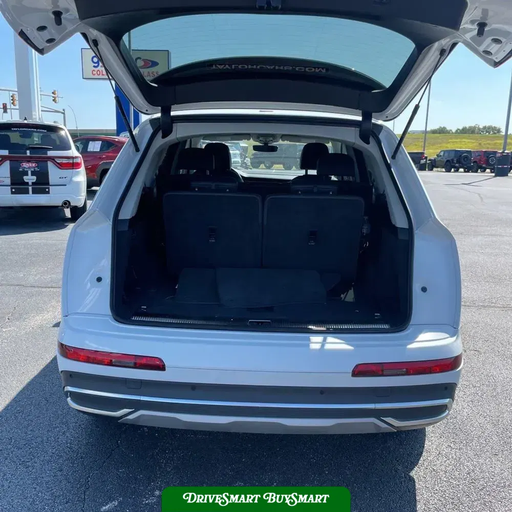 2024 Audi Q7 Premium Plus 55
