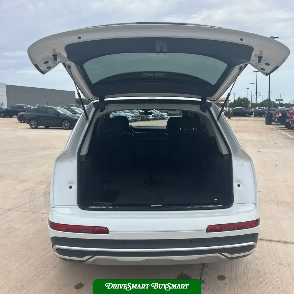 2024 Audi Q7 Premium Plus 55