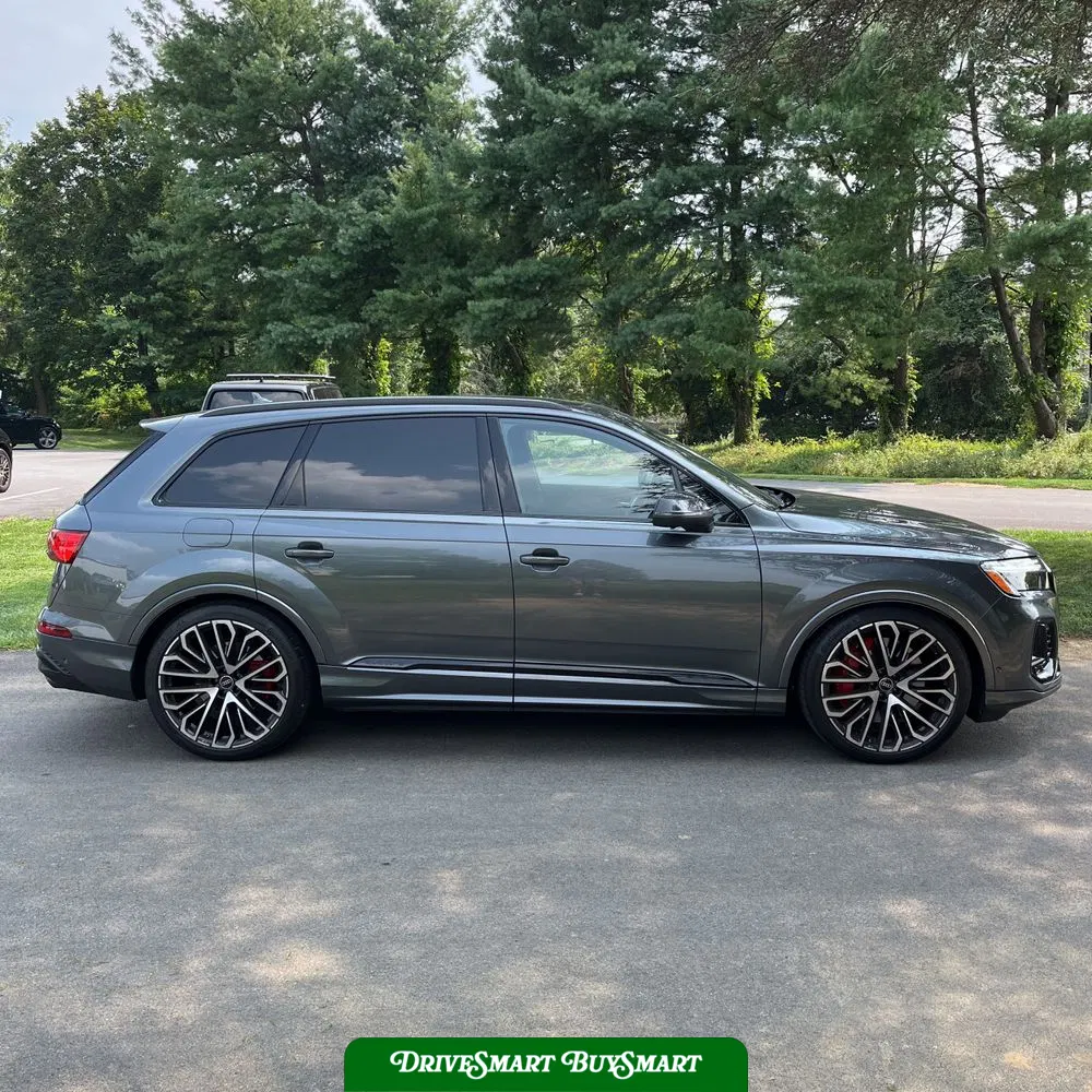2025 Audi SQ7 Prestige