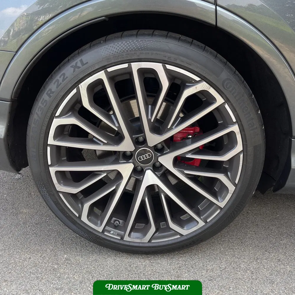 2025 Audi SQ7 Prestige