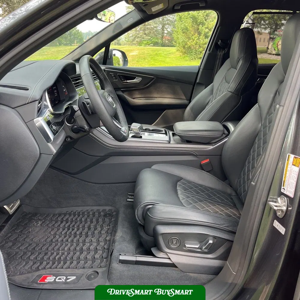 2025 Audi SQ7 Prestige