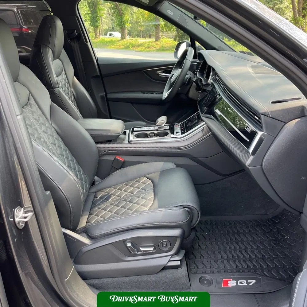 2025 Audi SQ7 Prestige