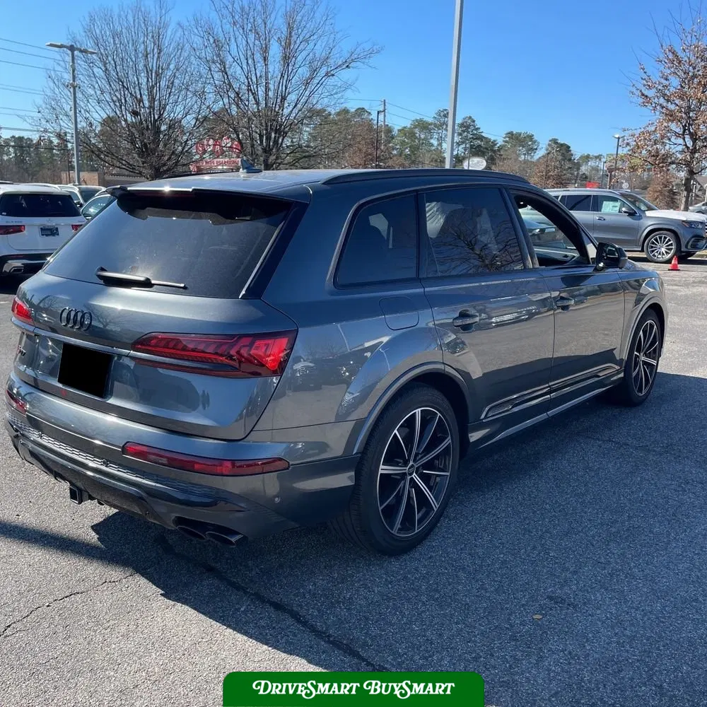 2023 Audi SQ7 Prestige