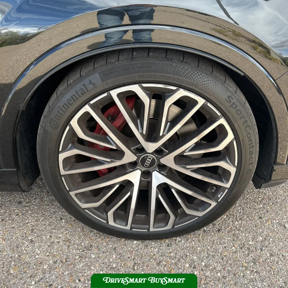 2025 Audi SQ7 Prestige