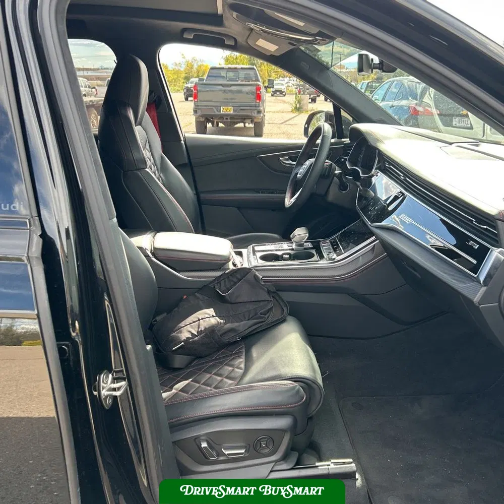2025 Audi SQ7 Prestige