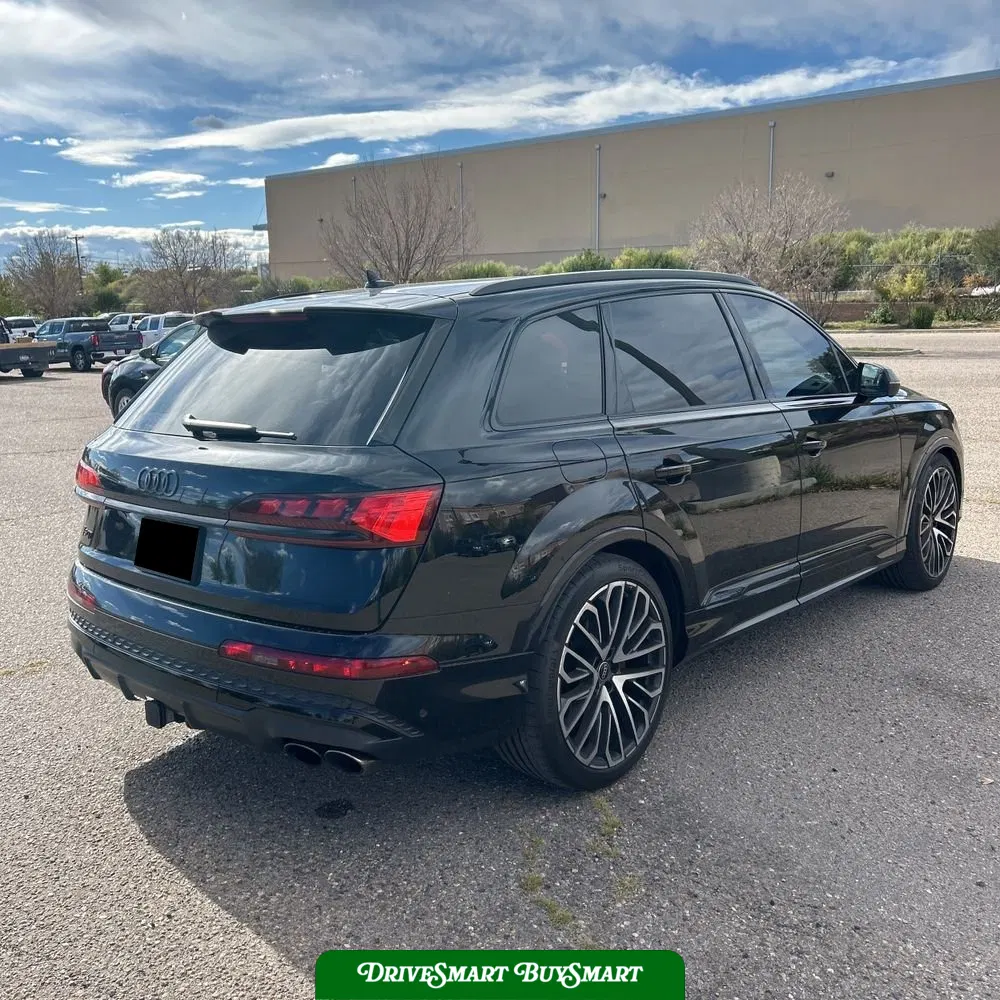 2025 Audi SQ7 Prestige