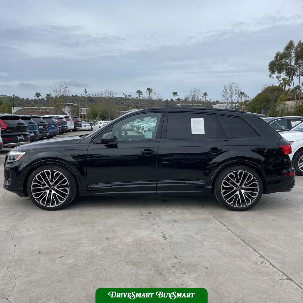 2025 Audi SQ7 Prestige