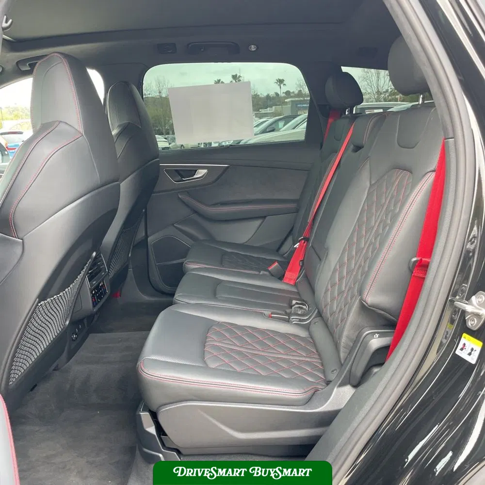 2025 Audi SQ7 Prestige