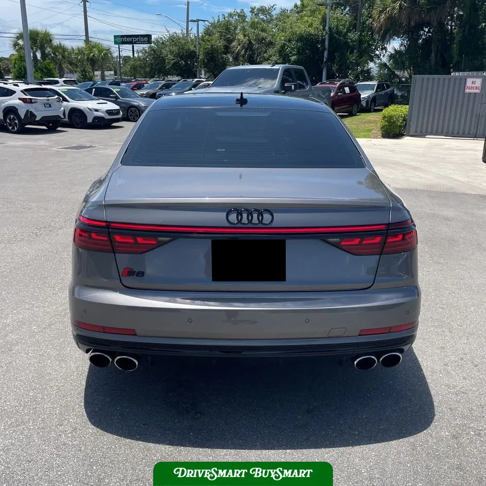 2020 Audi S8