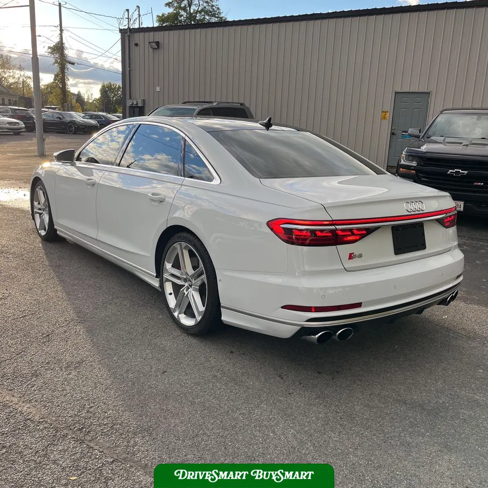2020 Audi S8
