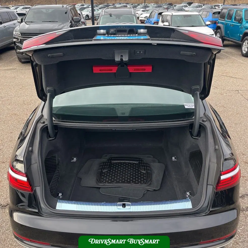 2020 Audi S8
