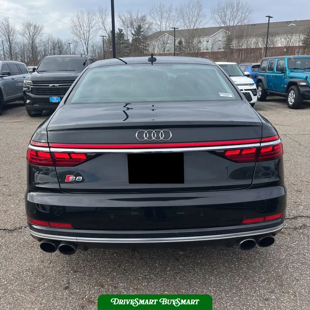 2020 Audi S8