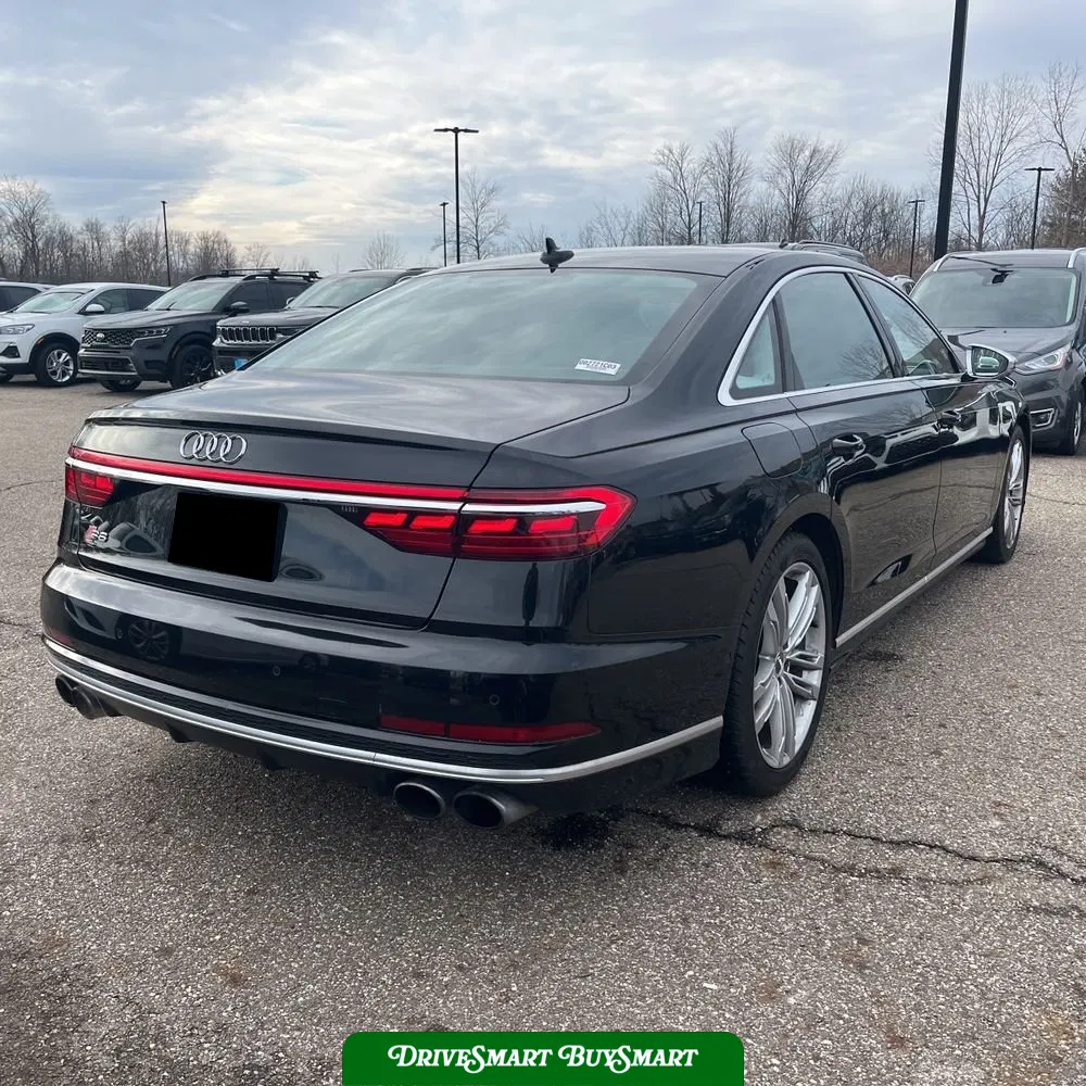 2020 Audi S8