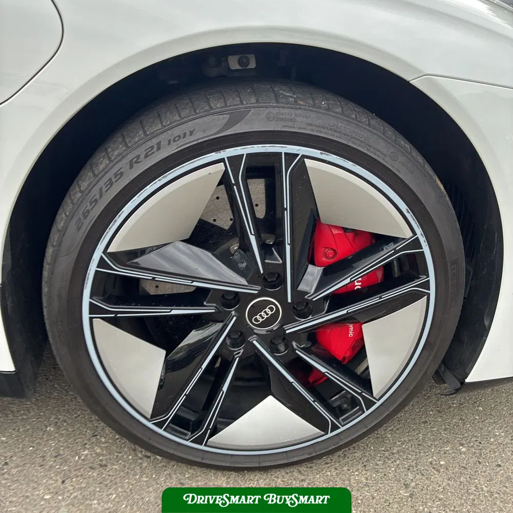 2022 Audi e-tron GT RS
