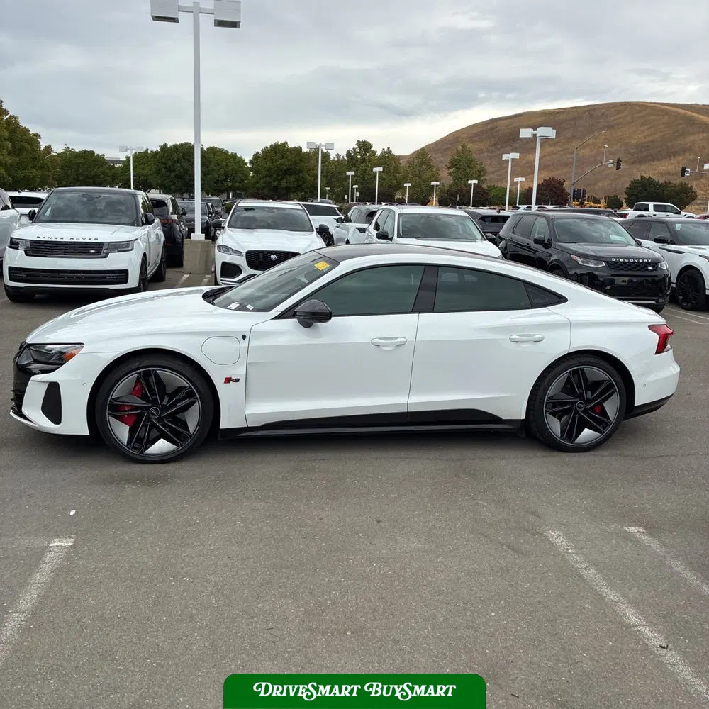 2022 Audi e-tron GT RS