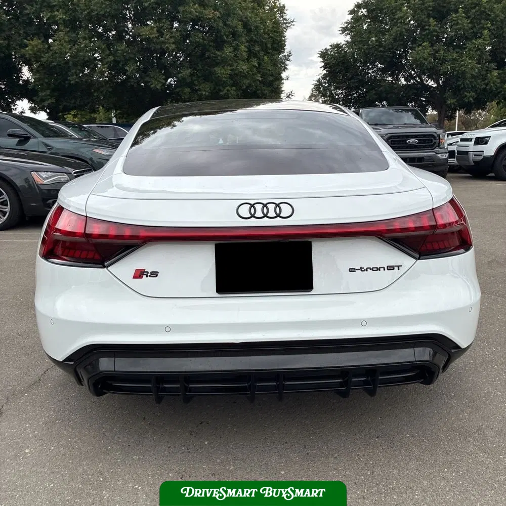 2022 Audi e-tron GT RS