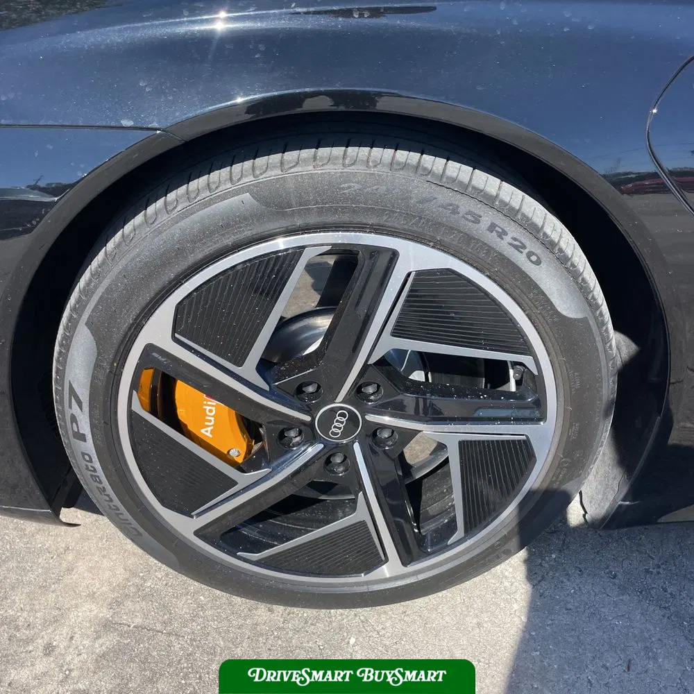 2022 Audi e-tron GT RS