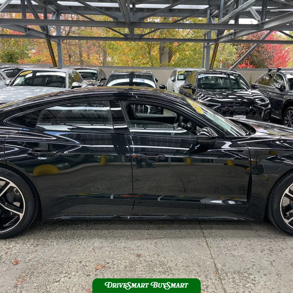 2024 Audi RS e-tron GT Base