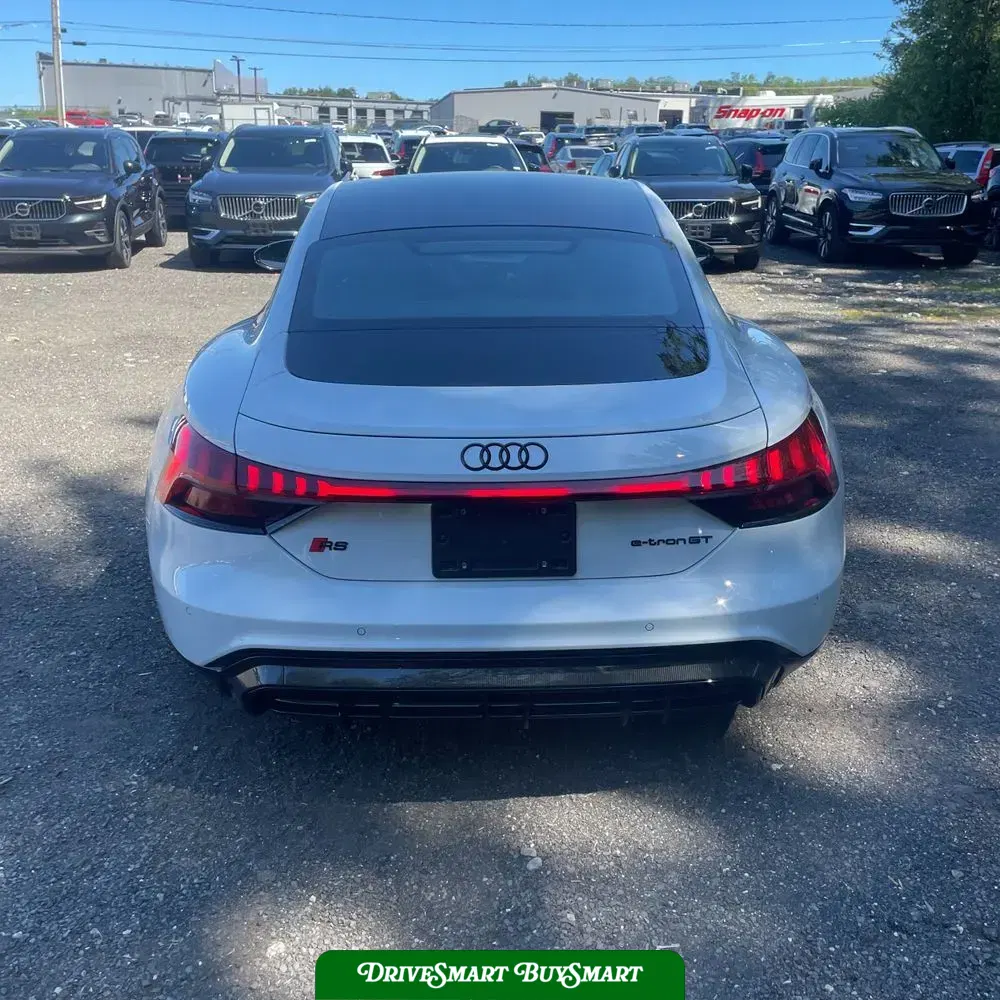 2023 Audi e-tron GT RS