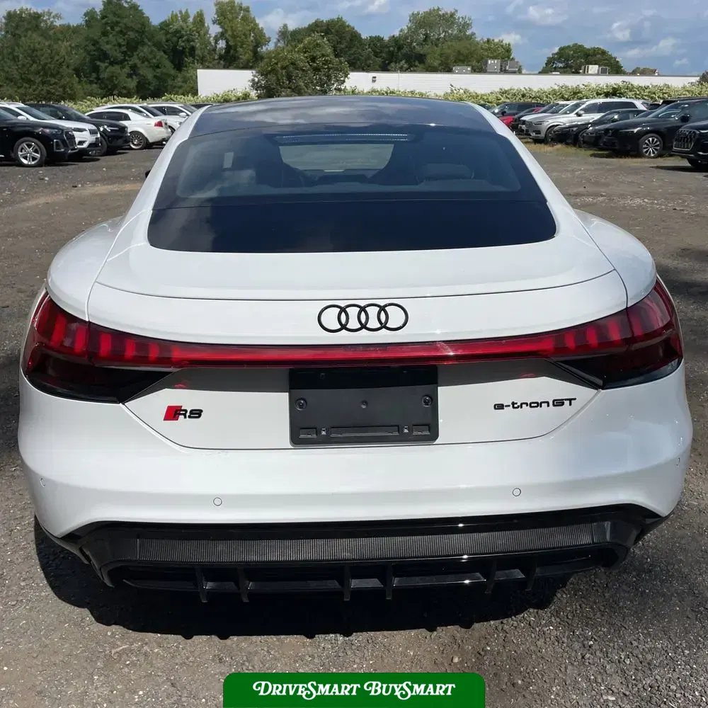 2023 Audi e-tron GT RS