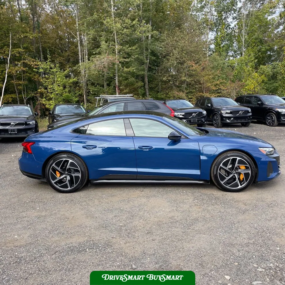 2023 Audi e-tron GT RS