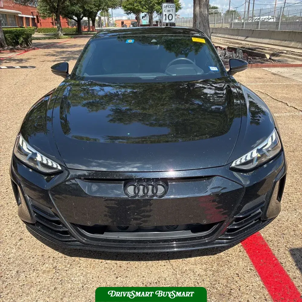 2023 Audi e-tron GT Premium Plus