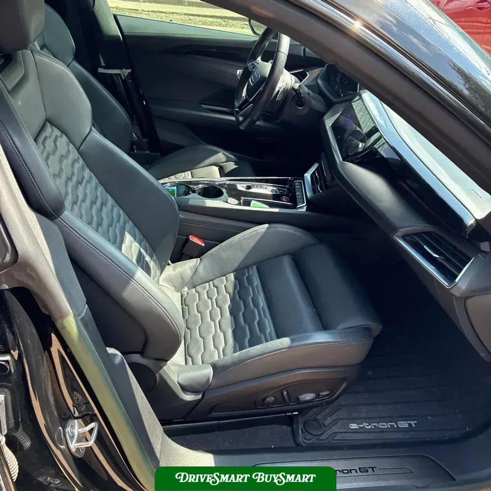 2023 Audi e-tron GT Premium Plus
