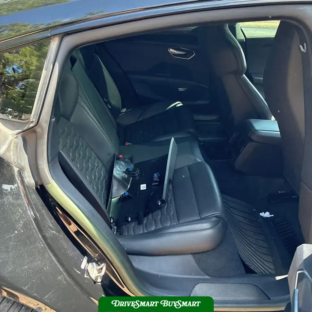 2023 Audi e-tron GT Premium Plus