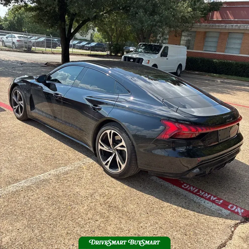 2023 Audi e-tron GT Premium Plus