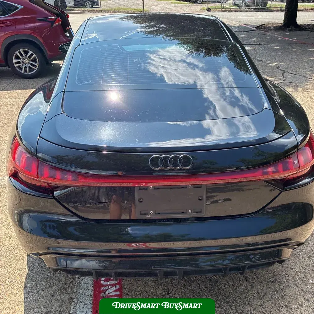2023 Audi e-tron GT Premium Plus