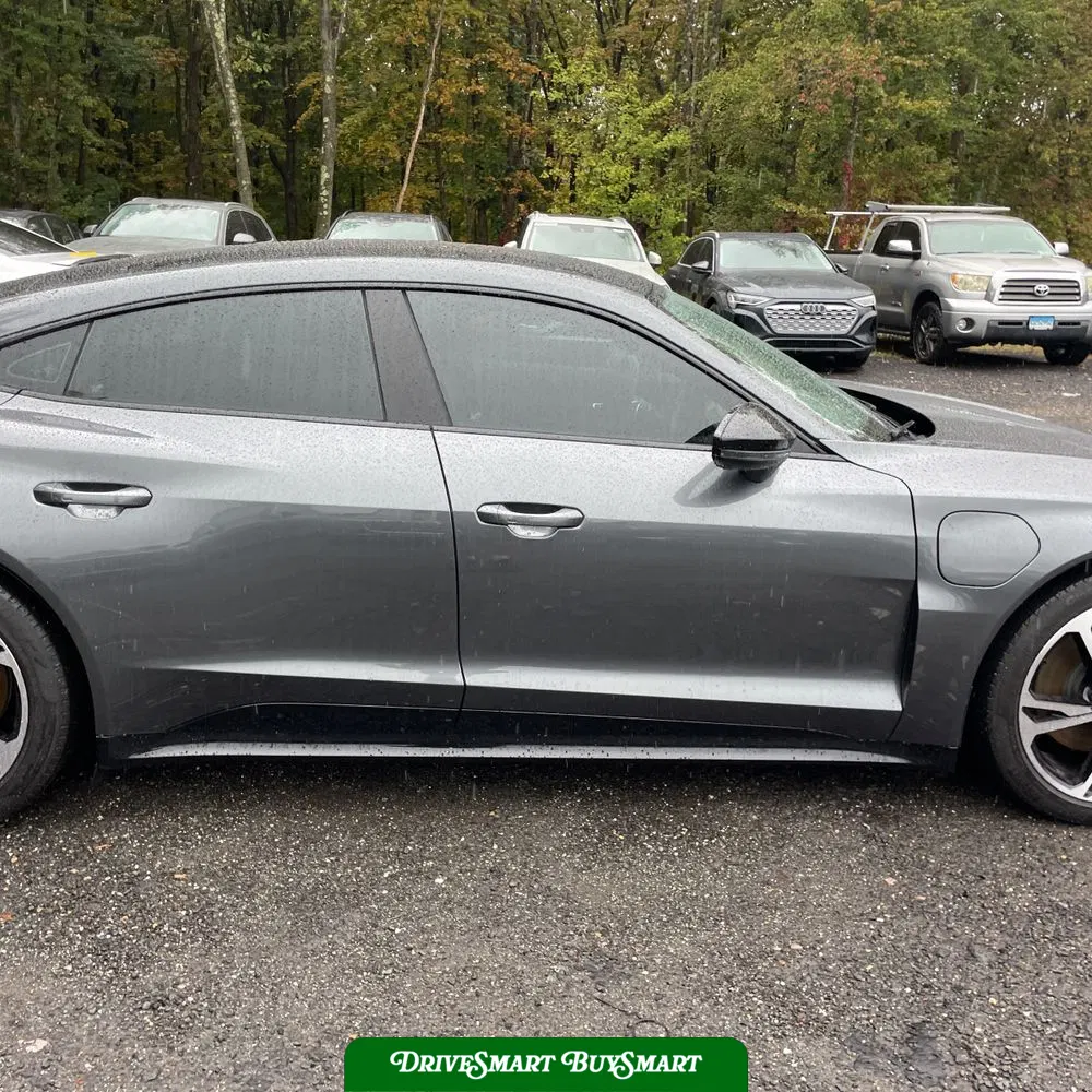 2023 Audi e-tron GT Premium Plus