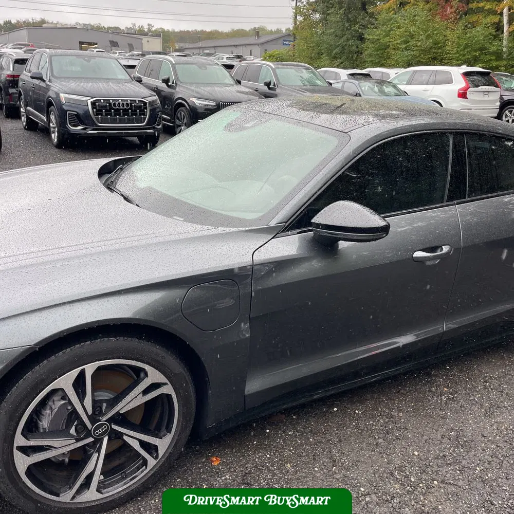 2023 Audi e-tron GT Premium Plus
