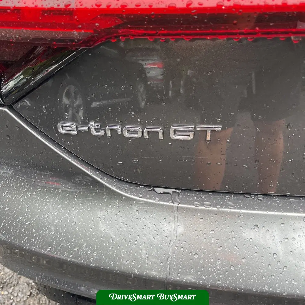 2023 Audi e-tron GT Premium Plus