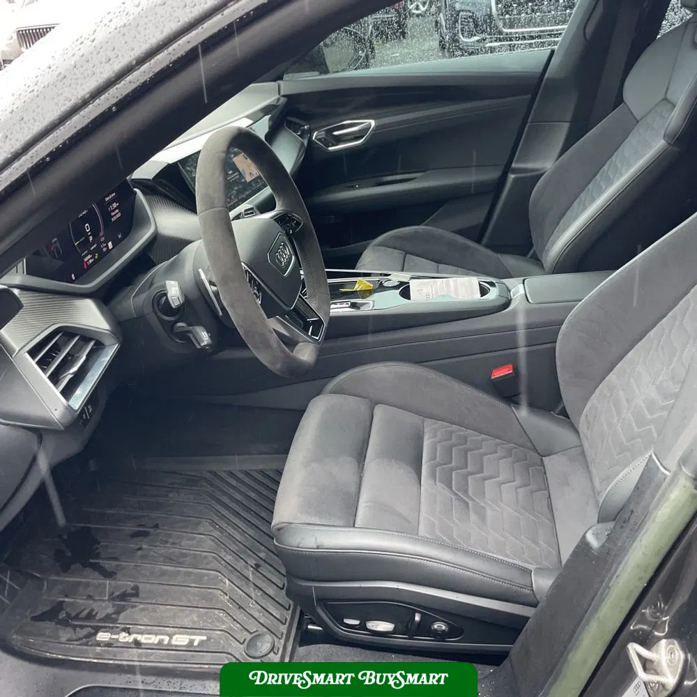 2023 Audi e-tron GT Premium Plus