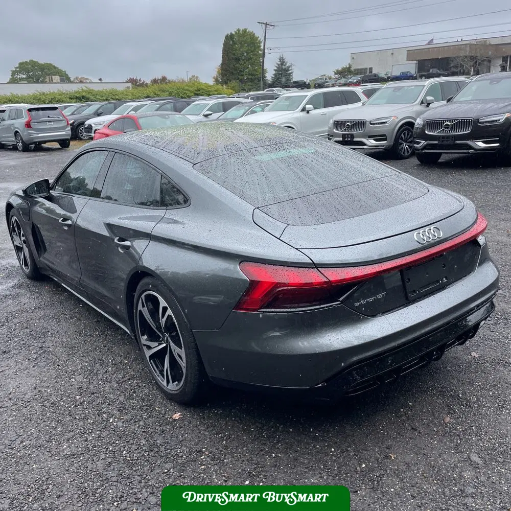 2023 Audi e-tron GT Premium Plus