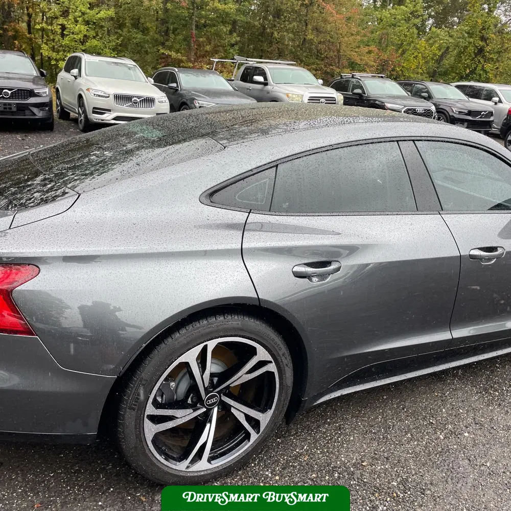 2023 Audi e-tron GT Premium Plus